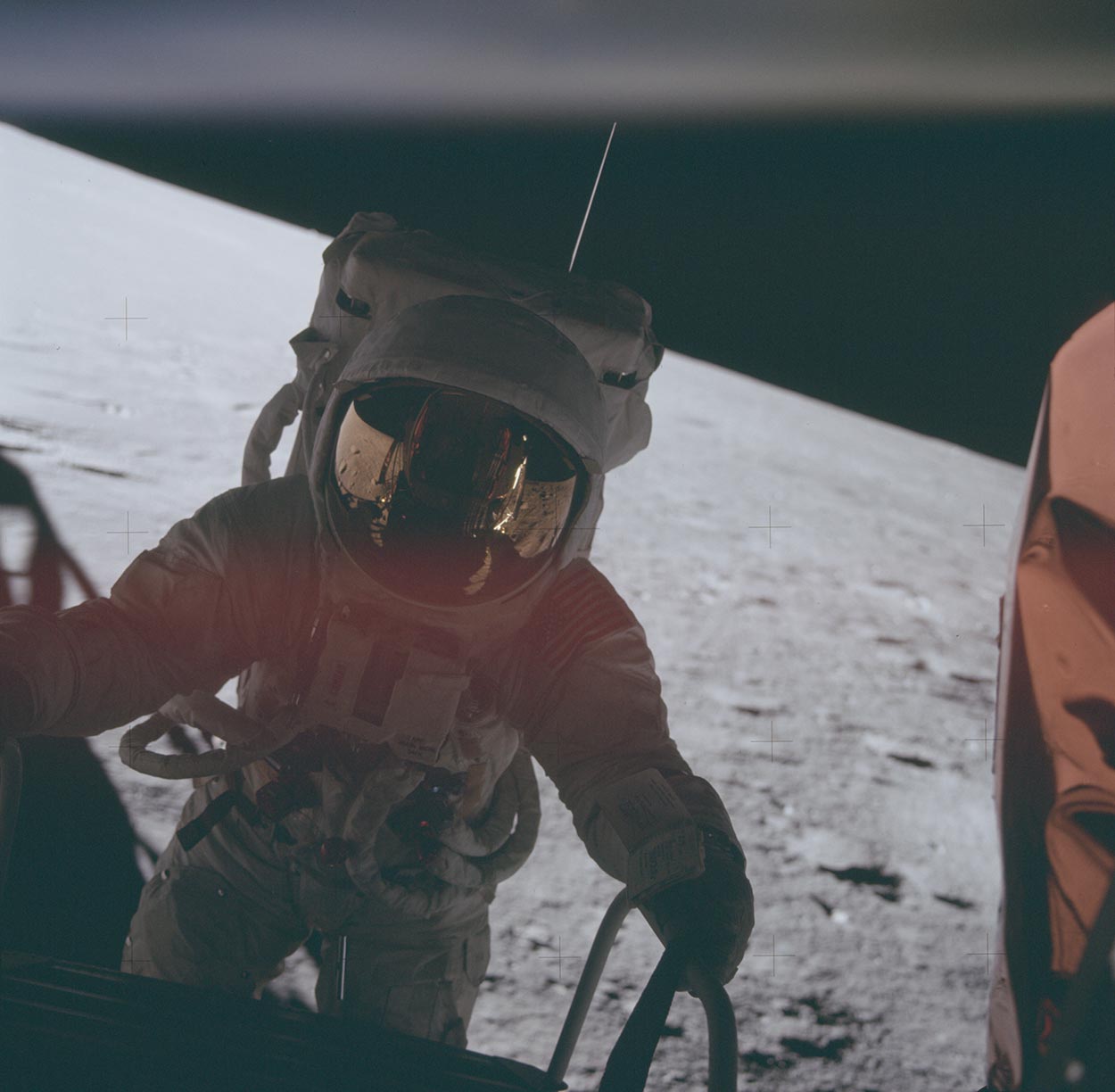Apollo_27