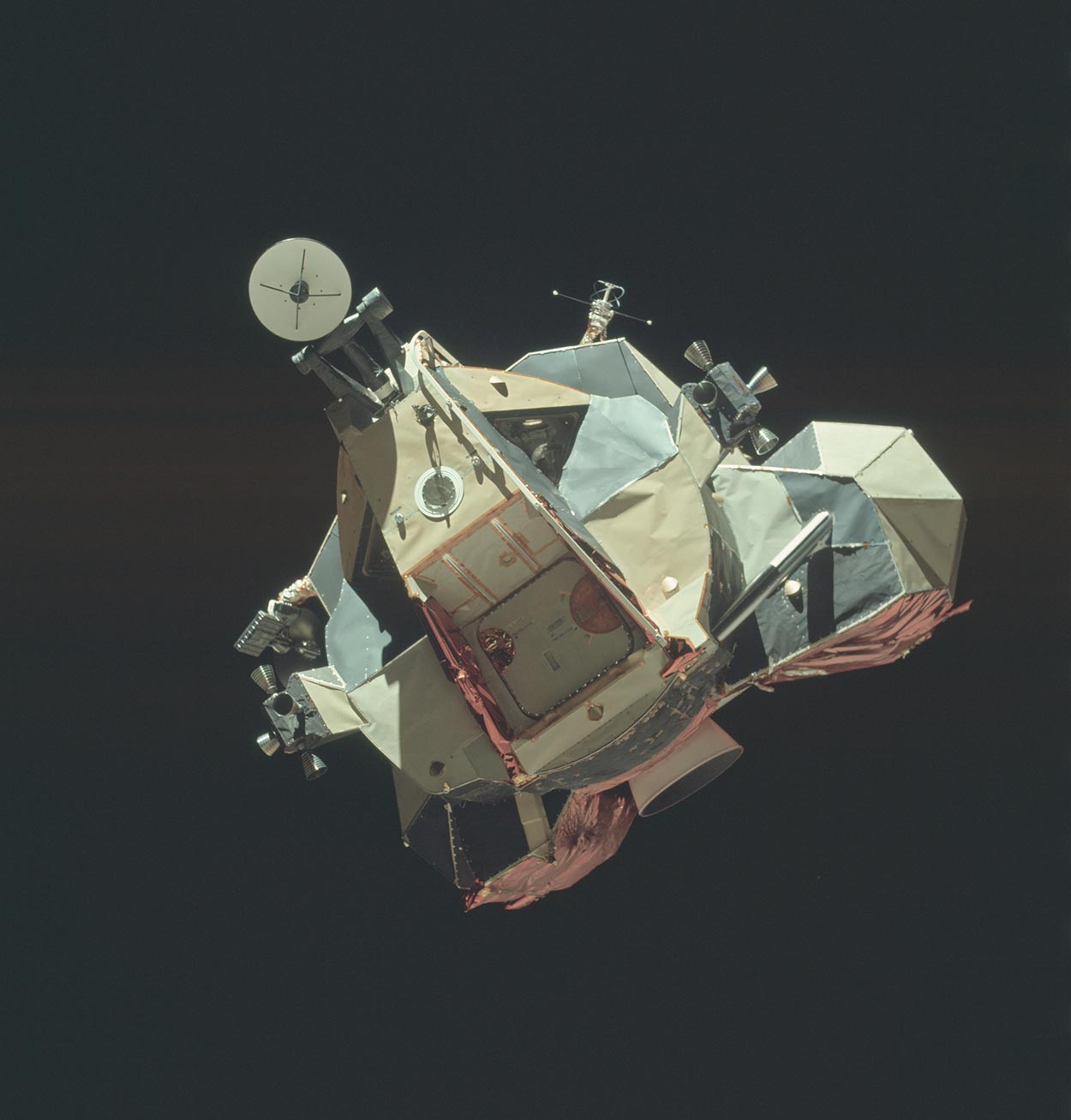 Apollo_34